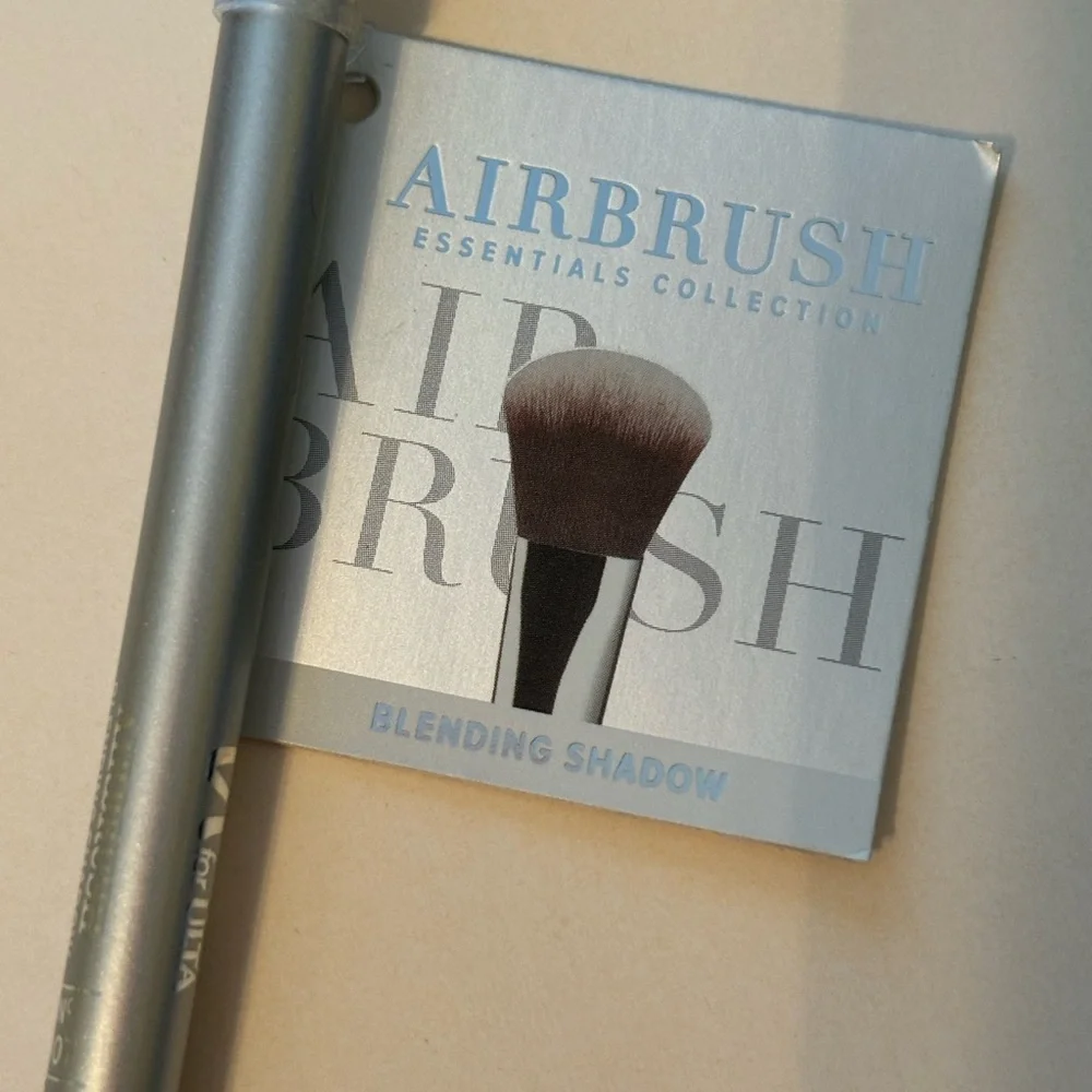 IT Cosmetics Blending Shadow Brush and Two ULTA Matte Black Eye Liner **NEW** - Picture 2 of 5